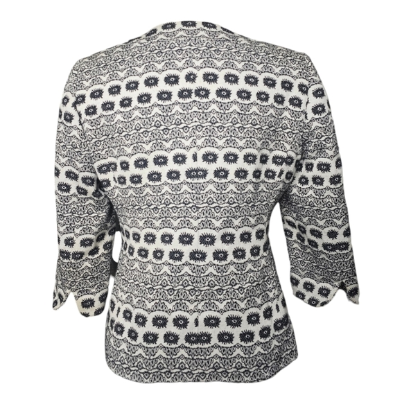 Kasper Womens 3/4 sleeve blazer with shoulder pads. - Picture 3 of 7